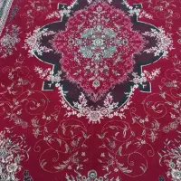 فرش ۱۲ متری قرمز سالم وتمیز، معاوضه با باند میدرنج