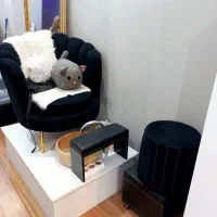 صندلی پدیکور صدفی در حد نو