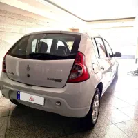 ساندرو اتوماتیک مدل 1395|خودرو سواری و وانت|تهران, مرزداران|دیوار