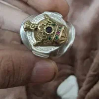 یک الماس موزنایت وسه عددتاج فروهر|جواهرات|زاهدان, |دیوار