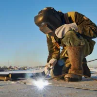 جوشکاری و تعمیرات خرده کاری در محل شبانه روزی