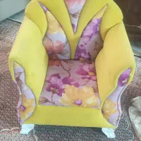 مبل بچه گانه کسی لازم داشت  فروشی هست