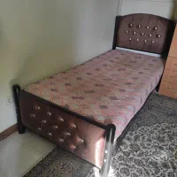 تخت تک نفره