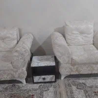 مبل۸نفره به همراه جلومبلی ها|مبلمان خانگی و میز عسلی|جلفا, |دیوار