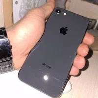 ایفون 8