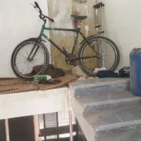 دوچرخه و گالن