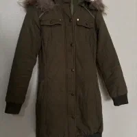 کاپشن بلند خزدار