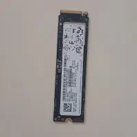 یک عدد هارد ssd m2 512 Samsung