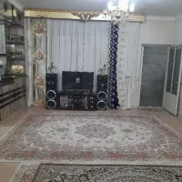 ‌2طبقه‌هرطبقه‌100متر2خواب‌‌روبروبیمارستان‌مفتح