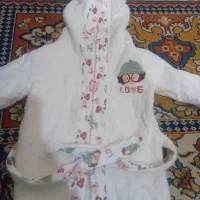 تعدادی لباس نوزادی نو و در حد نو