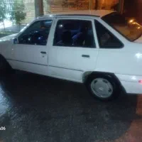 دووریسر عروسک