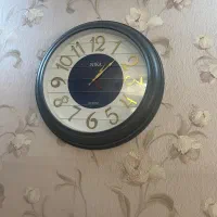 ساعت دیواری