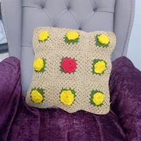 روی بافتنی کوسن