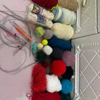 نخ کاموا و میل بافتنی