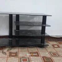 یک عددمیزال سی دی ویک عددمیزپایه دارچوبی|میز تلویزیون|رشت, معلولین|دیوار