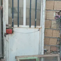 آجر  تنی  و درب انباری|مصالح و تجهیزات ساختمان|ساوه, |دیوار