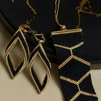 آموزش اکسسوری و آموزش کیفهای مرواریدی