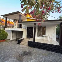 پیلوت250متری/3خواب/شهرکی/بافت مسکونی