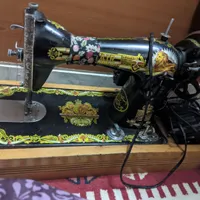چرخ خیاطی شیر نشان