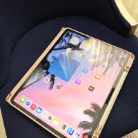 آیپد ایر ۱۳ اینچ ۲۰۲۵ همراه با اپل پنسل پرو