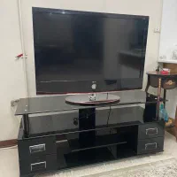 تلویزیون و میزتلویزیون