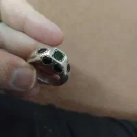 انگشتر زمرد و یاقوت کبود