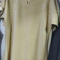 بعلت جمع کردن مغازه مقداری لباس زیر قیمت وخرید