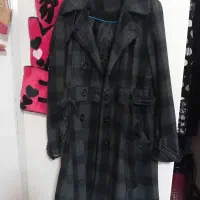 پالتو|لباس|بم, |دیوار