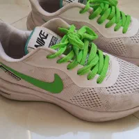 کفش نایک ، سایز ۳۸