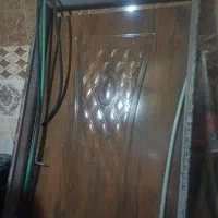 درچوبی همراه چارچوب آهنی