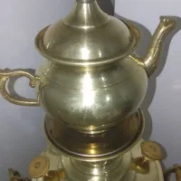 سماور زغالی برنجی|کلکسیون اشیاء عتیقه|عجب شیر, |دیوار