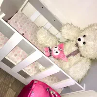 تخت کودک تمیز