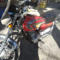 هندا۱۲۵مدل۸۶تمیزبدون روغن سوزی وشتاب عالی