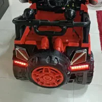 ماشین شارژی|اسباب‌بازی بچه|رشت, چمارسرا|دیوار