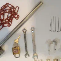 قطعات یدکی رنگ الکترواستاتیک و تراشکاری وآچاروچکش