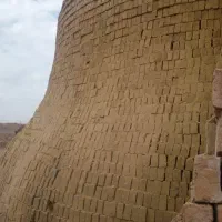 آجر دور و میله