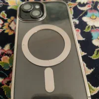 اپل iPhone 15 با حافظهٔ ۱۲۸ گیگابایت