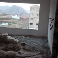 آپارتمان  نیمه  ساز ۹۸ متری بلوار بروجردی