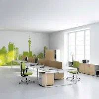 منشی خانم مجردجهت جوابگویی تلفن
