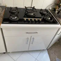 گاز رومیزی با کابینت زیر درحد نو