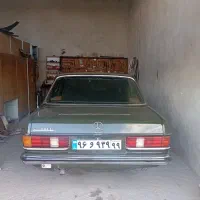 بنز۱۲۳ مدل ۱۹۸۰