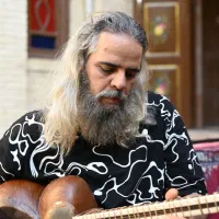 اجرای مداحی .موسیقی برای مجالس عزاوشادی .کافه ای