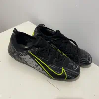 کفش فوتبالی نونو