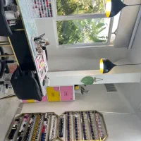 رنگ کار حرفه ای در سالن فول مشتری