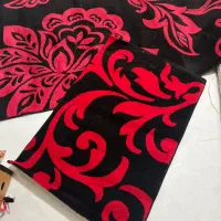 فرش ۴ متری و یک فرش یک متری