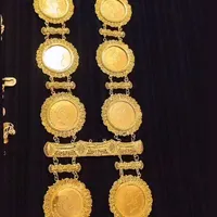 گردن بند کتیبه ای