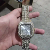 ساعت نگین دار در حد آک سالم سالم