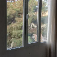 پنجره ی دوجداره