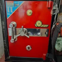 گاوصندوق نو قیمت ۵ملیون مقطوع