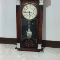 ساعت دیواری سالم